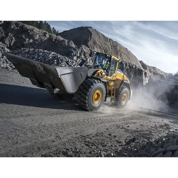 колисный навантажувач volvo l180h 02