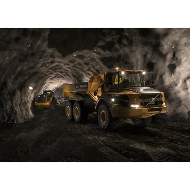 zchlenovanyj samoskyd volvo a25g 03